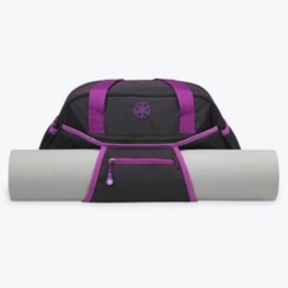 Gaiam Duffle Bag - Picture 2 of 4